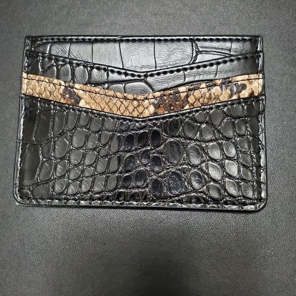 Black and brown card case